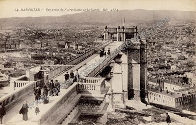 Carte postale ancienne Vue prise de Notre-Dame de la Garde — Marseille (Bouches-du-Rhône)