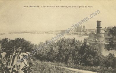Carte postale ancienne Fort Saint-Jean et Cathédrale, vue prise du Jardin du Pharo — Marseille (Bouches-du-Rhône)