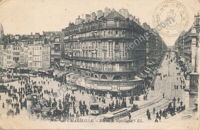 Carte postale ancienne Rue de la République — Marseille (Bouches-du-Rhône)