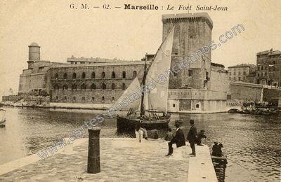Carte postale ancienne Le Fort Saint-Jean — Marseille (Bouches-du-Rhône)