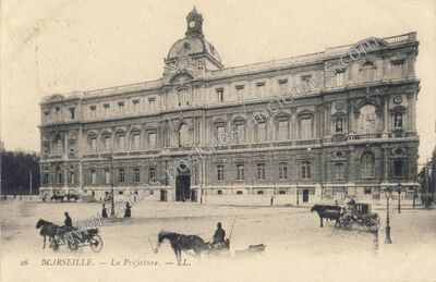 Carte postale ancienne La Préfecture — Marseille (Bouches-du-Rhône)