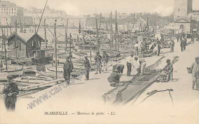 Carte postale ancienne Bateaux de pêche — Marseille (Bouches-du-Rhône)