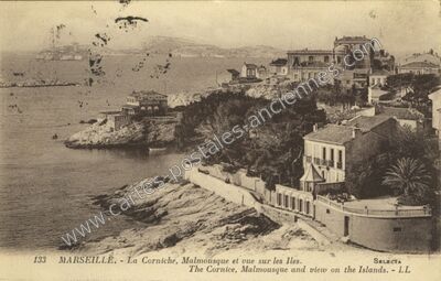 Carte postale ancienne La Corniche, Malmousque et vue sur les Iles — Marseille (Bouches-du-Rhône)