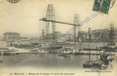 Carte postale ancienne Bassin du Carénage & sortie du vieux port — Marseille (Bouches-du-Rhône)