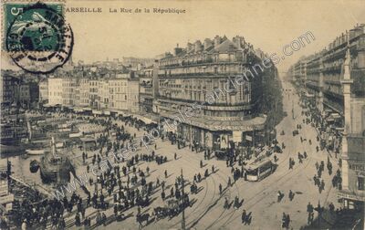 Carte postale ancienne La Rue de la République — Marseille (Bouches-du-Rhône)