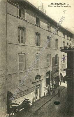 Carte postale ancienne Caserne des Incurables — Marseille (Bouches-du-Rhône)