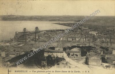 Carte postale ancienne Vue générale prise de Notre-Dame de la Garde — Marseille (Bouches-du-Rhône)