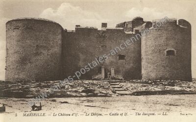 Carte postale ancienne Le Château d'If. - Le Donjon. - Castle of If. - The dungeon — Marseille (Bouches-du-Rhône)