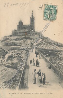 Carte postale ancienne Ascenseurs de Notre-Dame de la Garde — Marseille (Bouches-du-Rhône)