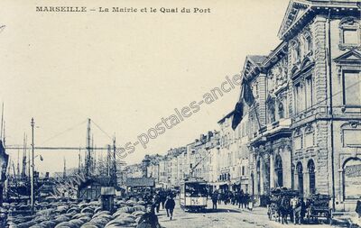Carte postale ancienne La Mairie et le Quai du Port — Marseille (Bouches-du-Rhône)