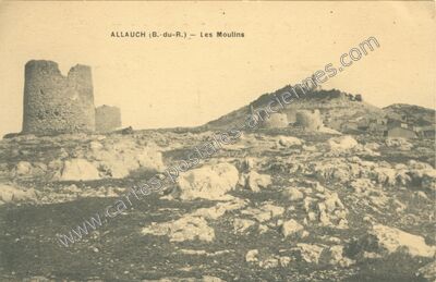 Carte postale ancienne Les Moulins — Allauch (Bouches-du-Rhône)