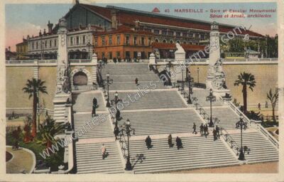 Carte postale ancienne Gare et Escalier Monumental — Marseille (Bouches-du-Rhône)