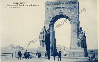 Carte postale ancienne Monument des Poilus d'Orient — Marseille (Bouches-du-Rhône)