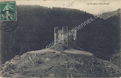 Carte postale ancienne Chateau d'Alleuze — Alleuze (Cantal)