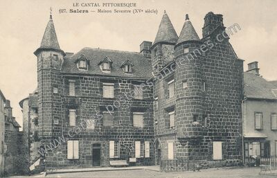 Carte postale ancienne Maison Sevestre (XVe siècle) — Salers (Cantal)