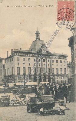 Carte postale ancienne Hôtel de Ville — Aurillac (Cantal)