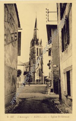 Carte postale ancienne Eglise St-Géraud — Aurillac (Cantal)