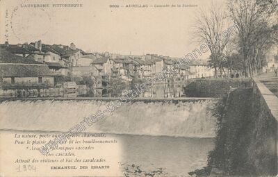 Carte postale ancienne Cascade de la Jordane — Aurillac (Cantal)