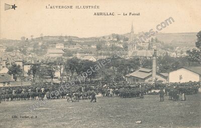 Carte postale ancienne Le Foirail — Aurillac (Cantal)