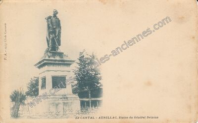 Carte postale ancienne Statue du Général Delzons — Aurillac (Cantal)