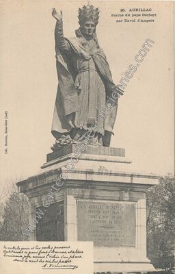 Carte postale ancienne Statue du pape Gerbert par David d'Angers — Aurillac (Cantal)
