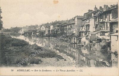 Carte postale ancienne Sur la Jordanne. - Le Vieux Aurillac — Aurillac (Cantal)