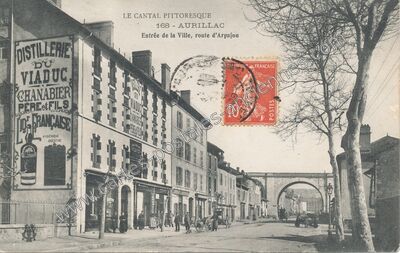 Carte postale ancienne Entrée de la Ville, route d'Arpajon — Aurillac (Cantal)
