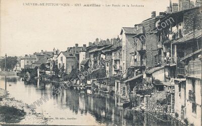 Carte postale ancienne Les Bords de la Jordanne — Aurillac (Cantal)