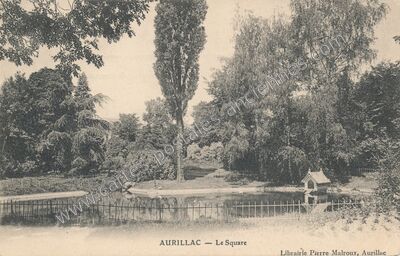 Carte postale ancienne Le Square — Aurillac (Cantal)