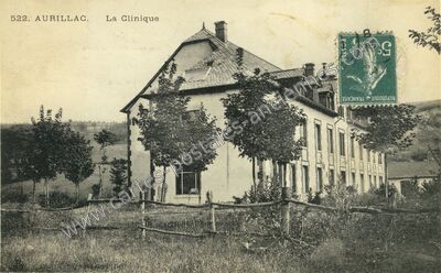 Carte postale ancienne La Clinique — Aurillac (Cantal)