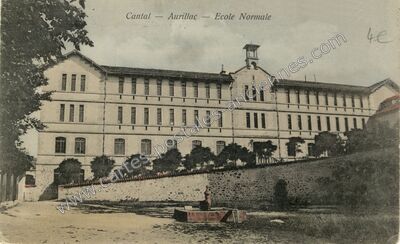 Carte postale ancienne Ecole Normale — Aurillac (Cantal)
