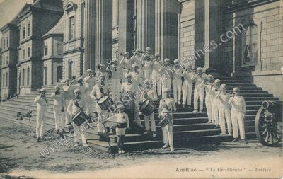 Carte postale ancienne La Géraldienne — Fanfare — Aurillac (Cantal)