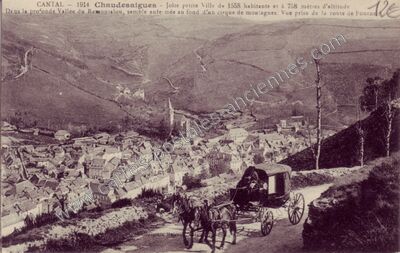 Carte postale ancienne Jolie petite Ville de 1558 habitants et à 758 mètres d'altitude — Chaudes-Aigues (Cantal)