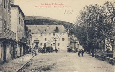 Carte postale ancienne Le Cantal Pittoresque — Chaudes-Aigues (Cantal)