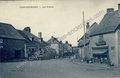 Carte postale ancienne La Place — Chaussenac (Cantal)