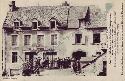 Carte postale ancienne Confort Moderne - Cuisine Bourgeoise — Cheylade (Cantal)