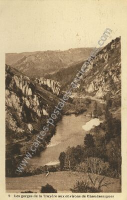 Carte postale ancienne Gorges de la Truyere — Espinasse (Cantal)