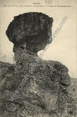 Carte postale ancienne Vercueyres — Laroquevieille (Cantal)