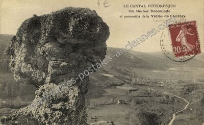 Carte postale ancienne Vercueyres — Laroquevieille (Cantal)