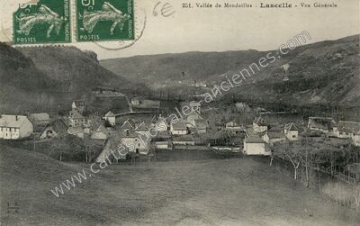 Carte postale ancienne Vallée de Mandailles - Vue Générale — Lascelle (Cantal)
