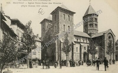 Carte postale ancienne Eglise Notre-Dame des Miracles — Mauriac (Cantal)