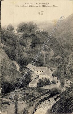 Carte postale ancienne Chateau de la Clidelle — Menet (Cantal)