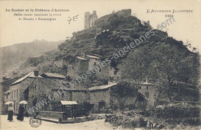 Carte postale ancienne Chateau d'Aurouze — Molompize (Cantal)