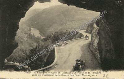 Carte postale ancienne Lanau — Neuvéglise (Cantal)