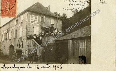 Carte postale ancienne Hôtel de la Montagne — Saint-Étienne-de-Chomeil (Cantal)