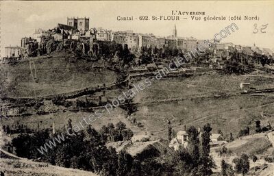 Carte postale ancienne Vue générale (côté Nord) — Saint-Flour (Cantal)