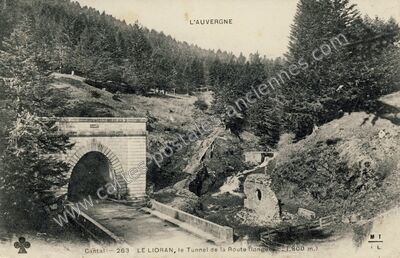Carte postale ancienne Le Lioran — Saint-Jacques-des-Blats (Cantal)