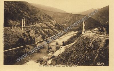 Carte postale ancienne Pont de Treboul — Sainte-Marie (Cantal)