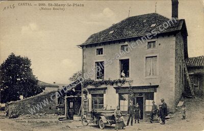 Carte postale ancienne Maison Resche — Saint-Mary-le-Plain (Cantal)