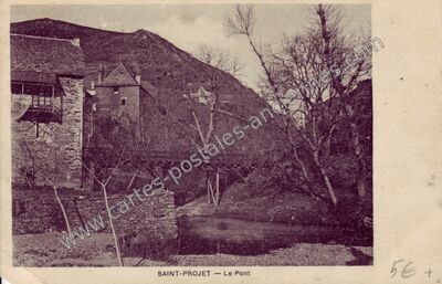 Carte postale ancienne St Projet — Saint-Projet-de-Salers (Cantal)